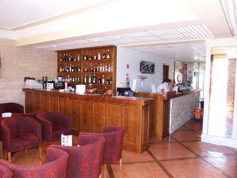Wot Lagos Montemar Luaran gambar